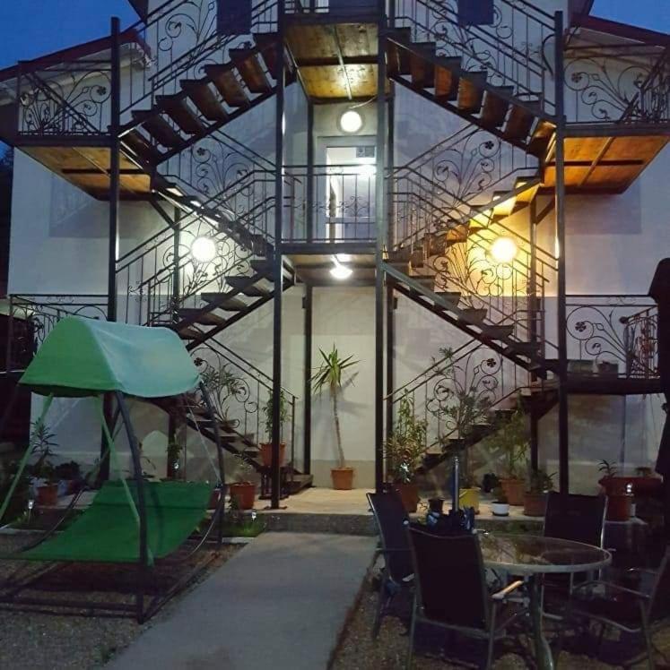Hotel Vila Robert Schitu Zewnętrze zdjęcie
